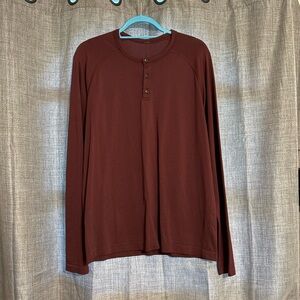 Lululemon Metal Vent Tech Long Sleeve Henley (Garnet/Garnet)